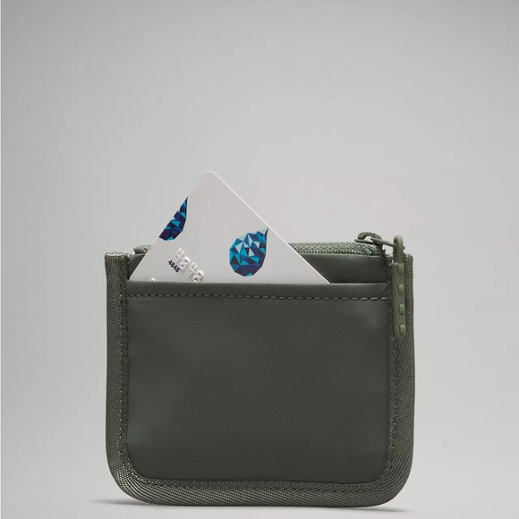 Lululemon True Identity Card Case- Grey Eucalyptus - Picture 2 of 3